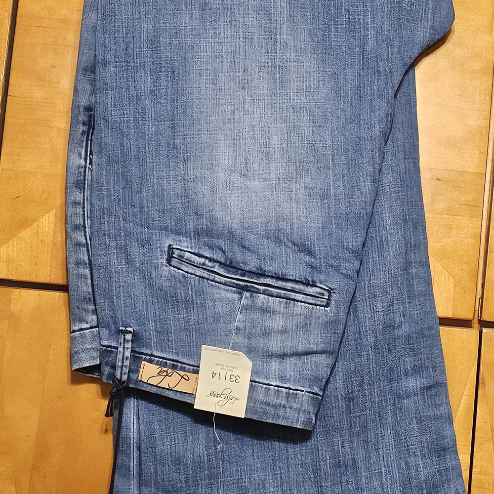 Medium Blue Relaxed Fit Jeans with Faded Wash, Nwt 14